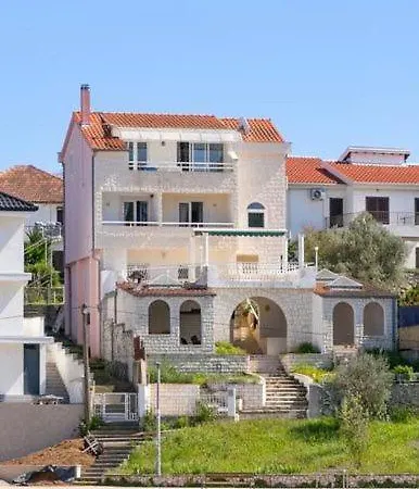 Sanmarina Apartman Ražanj